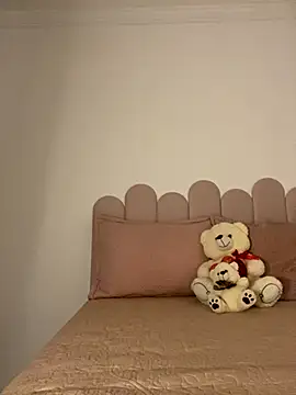 cleolimahot3 online show from October 2025 05:46:01 PM