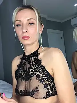 Diamond Bunny  online show from February 2025 08:44:01 PM