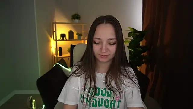 ElysLunar online show from December 2024 06:12:02 AM