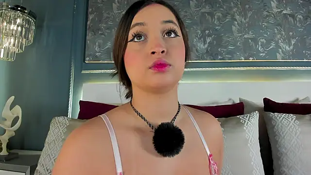 Snapshot of MiaKay1 chatting on May 2026 03:44:02 AM MiaKay1 online show from May 2026 03:44:02 AM