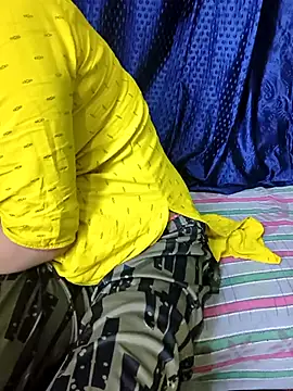 kaveerpooja947 online show from December 2025 04:16:01 PM