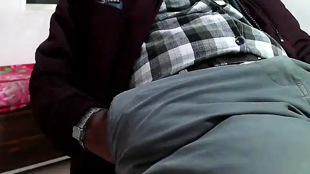 Snapshot of GO_LALA chatting on January 2025 03:47:02 AM GO LALA online show from January 2025 03:47:02 AM