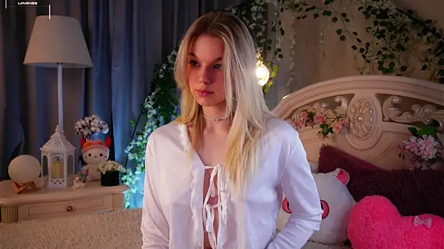 EdlinAlliston online show from November 2025 01:54:02 PM