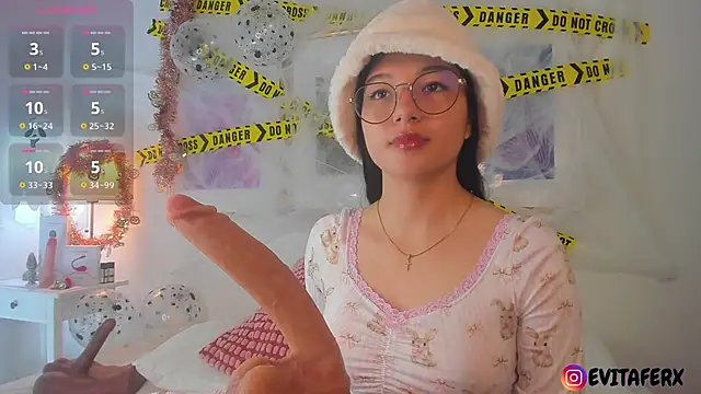 Eva depp online show from October 2025 03:25:01 PM