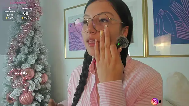 Eva depp online show from November 2025 11:57:02 AM