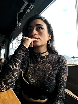 Lila Desiree online show from September 2025 08:20:02 PM