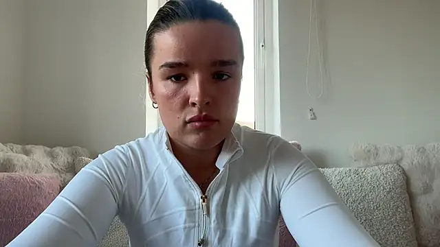 Snapshot of maisiesmithx chatting on July 2026 07:09:01 PM maisiesmithx online show from July 2026 07:09:01 PM