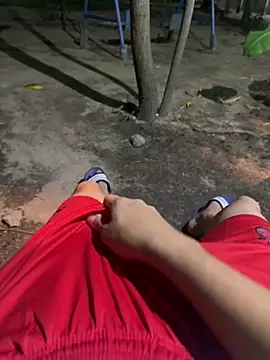 Erick-90 online show from October 2025 04:42:01 AM