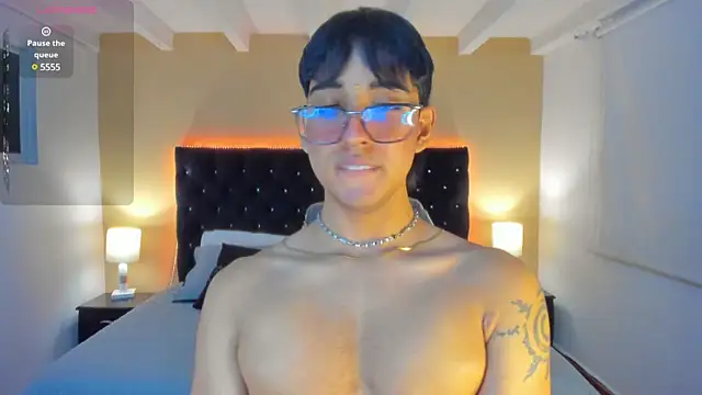 Dark hairy  online show from February 2025 06:39:02 AM