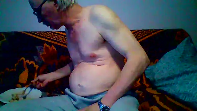 loverboyxxx69 online show from April 2026 08:12:02 PM