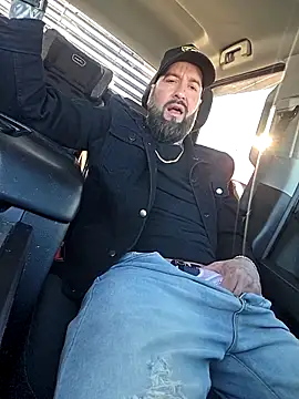 Beardedtattood online show from March 2026 02:24:01 PM