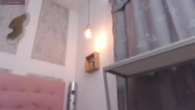 Snapshot of zhamira_21 chatting on May 2026 08:06:02 PM zhamira 21 online show from May 2026 08:06:02 PM