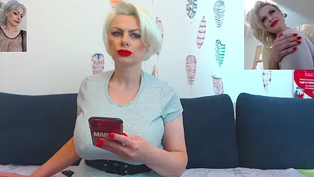 Snapshot of ForeverBarbie_ chatting on June 2026 12:03:02 AM ForeverBarbie online show from June 2026 12:03:02 AM
