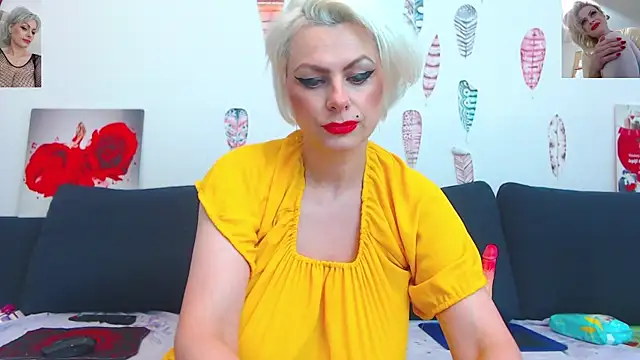 Snapshot of ForeverBarbie_ chatting on July 2026 05:59:02 PM ForeverBarbie online show from July 2026 05:59:02 PM