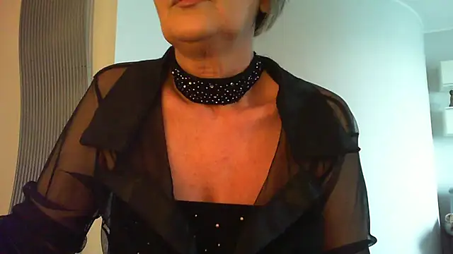   Angel78   online show from November 2025 01:37:02 PM