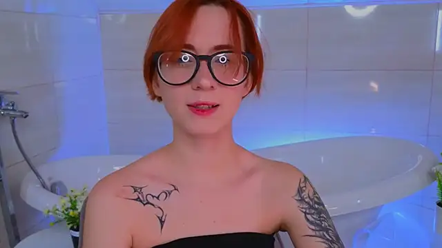 Dark Lola  online show from October 2025 02:44:01 AM