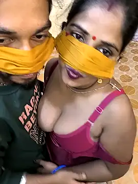 Snapshot of Indian_Lust_Couple chatting on December 2024 07:03:01 PM Indian Lust Couple online show from December 2024 07:03:01 PM