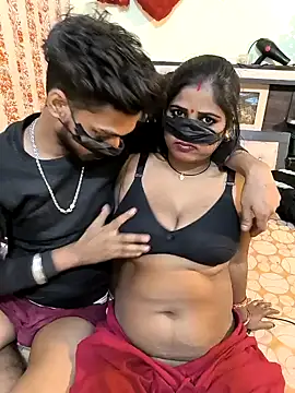 Snapshot of Indian_Lust_Couple chatting on December 2024 10:25:02 PM Indian Lust Couple online show from December 2024 10:25:02 PM