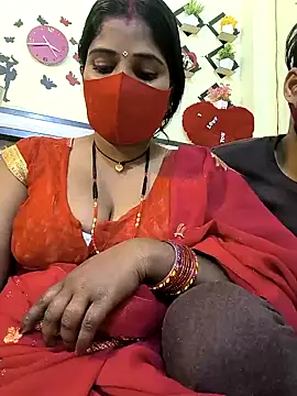 Snapshot of Indian_Lust_Couple chatting on February 2025 10:13:01 PM Indian Lust Couple online show from February 2025 10:13:01 PM