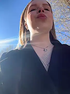 mur girl online show from April 2026 01:47:02 PM