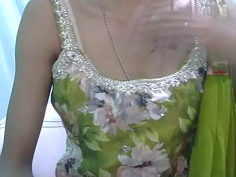 Snapshot of MAAYRA_09 chatting on June 2026 12:36:02 PM MAAYRA 09 online show from June 2026 12:36:02 PM