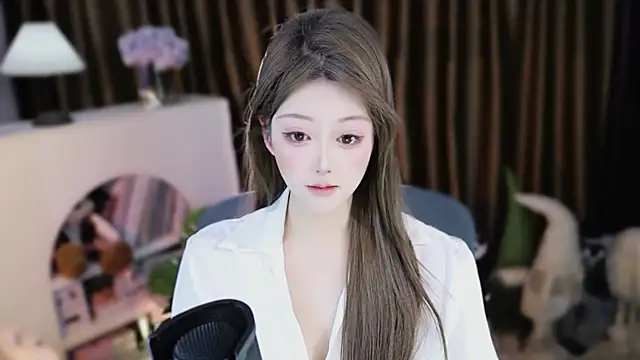 Arwyn-rr online show from March 2026 01:03:02 PM