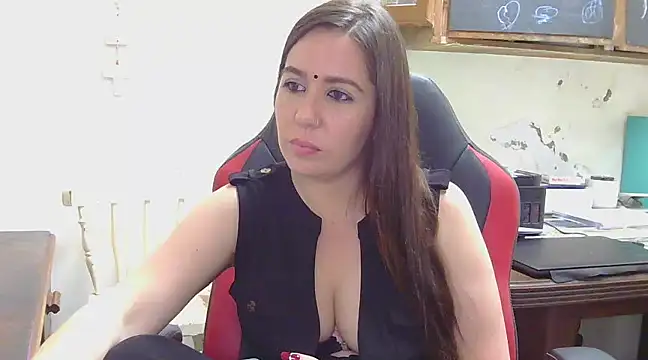 Snapshot of Kiara_zoya chatting on December 2024 06:59:01 PM Kiara zoya online show from December 2024 06:59:01 PM