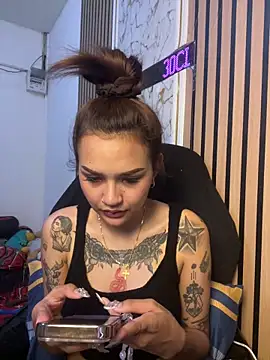 Snapshot of Kate_99 chatting on June 2026 04:17:02 AM Kate 99 online show from June 2026 04:17:02 AM
