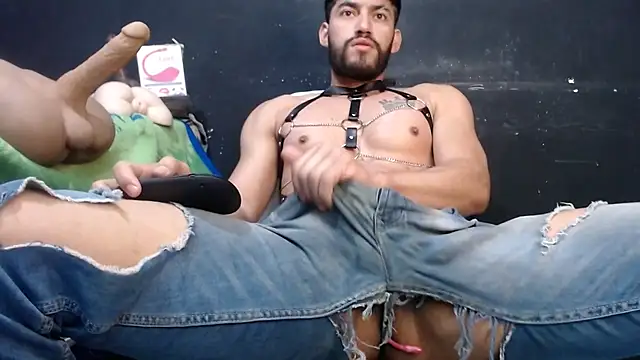 ethasteban27 online show from October 2025 10:18:01 AM