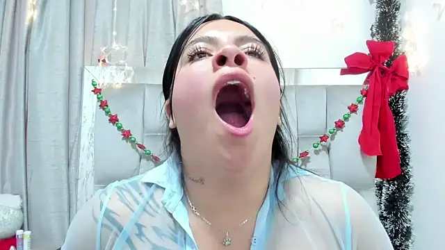 Snapshot of Naia_x chatting on January 2025 05:07:02 PM Naia x online show from January 2025 05:07:02 PM