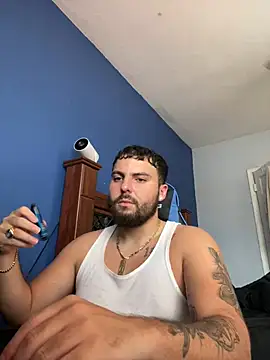 Snapshot of MasterKvn chatting on January 2025 01:57:01 PM MasterKvn online show from January 2025 01:57:01 PM