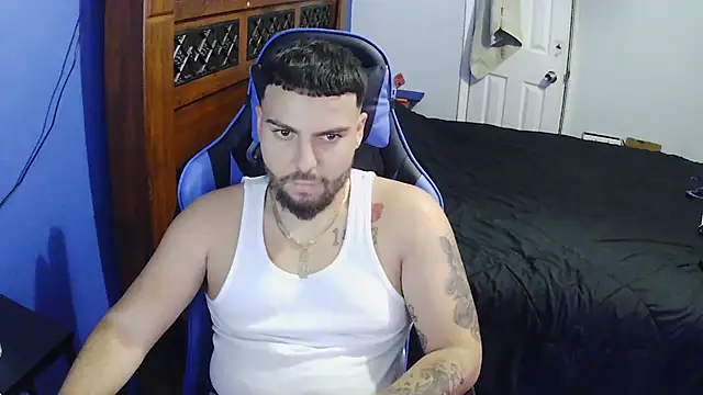 Snapshot of MasterKvn chatting on January 2025 06:33:01 AM MasterKvn online show from January 2025 06:33:01 AM