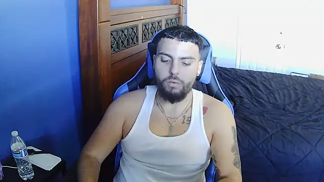 Snapshot of MasterKvn chatting on February 2025 09:01:02 PM MasterKvn online show from February 2025 09:01:02 PM