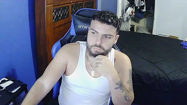 Snapshot of MasterKvn chatting on March 2025 05:51:01 AM MasterKvn online show from March 2025 05:51:01 AM