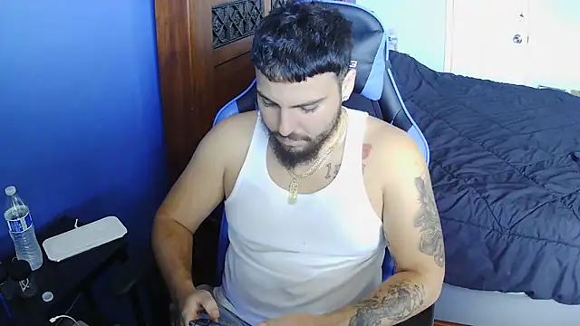 Snapshot of MasterKvn chatting on March 2025 04:13:01 PM MasterKvn online show from March 2025 04:13:01 PM