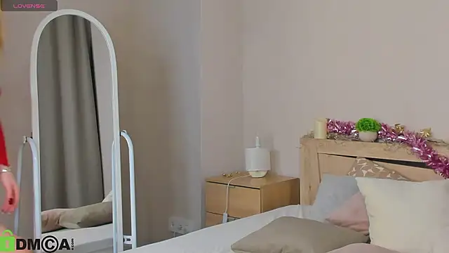 Cherry Price online show from March 2026 11:52:02 PM