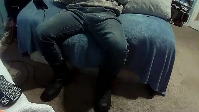 Spunwhiteboy1992 online show from November 2025 03:58:01 PM