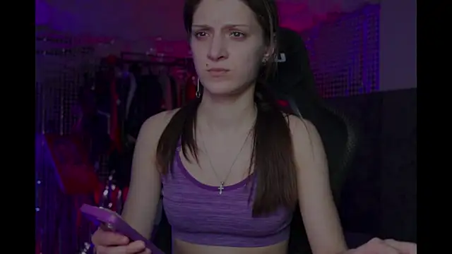 Kathleen Meow online show from October 2025 06:41:02 PM