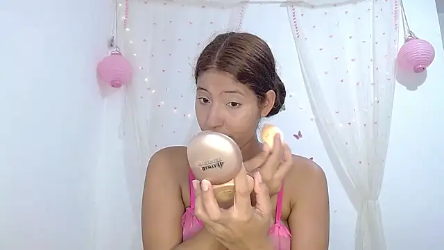 Snapshot of evaluna_horny_ chatting on September 2025 09:05:01 PM evaluna horny online show from September 2025 09:05:01 PM