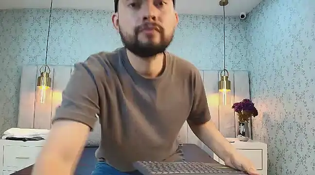 Leandro GB online show from January 2025 07:48:02 PM