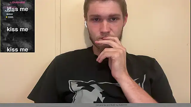 Snapshot of anomalies_ig chatting on October 2025 09:19:02 PM anomalies ig online show from October 2025 09:19:02 PM