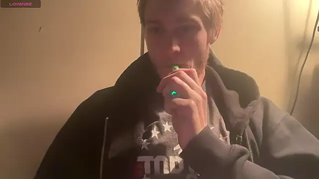 Snapshot of anomalies_ig chatting on December 2025 06:52:01 AM anomalies ig online show from December 2025 06:52:01 AM