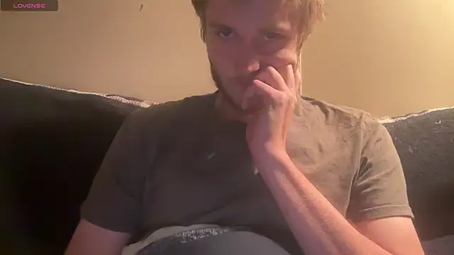 Snapshot of anomalies_ig chatting on December 2025 04:52:02 AM anomalies ig online show from December 2025 04:52:02 AM