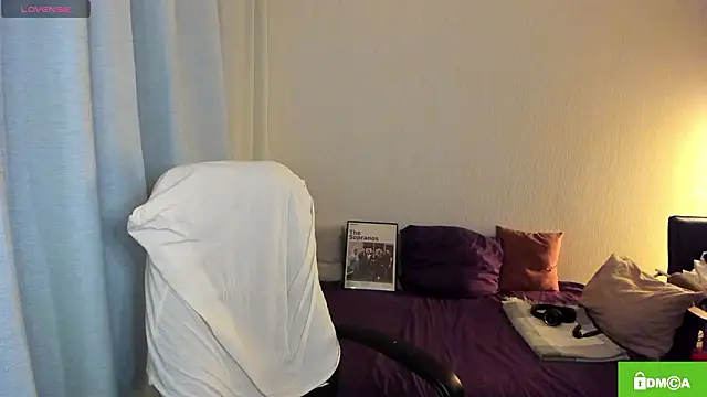 handsome guy01 online show from March 2026 04:06:01 AM