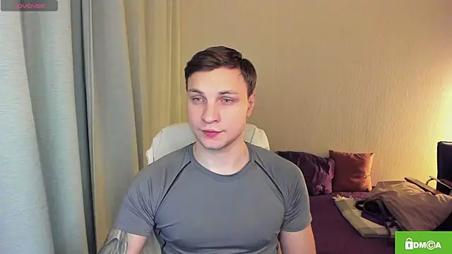 handsome guy01 online show from April 2026 07:55:01 PM