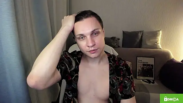 Snapshot of handsome_guy01 chatting on June 2026 10:42:01 PM handsome guy01 online show from June 2026 10:42:01 PM
