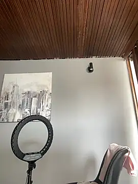 Praga Pink online show from January 2025 08:37:02 PM