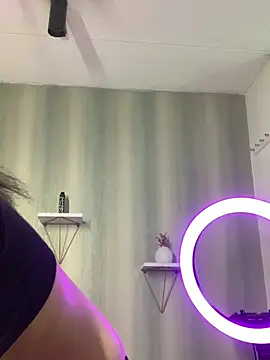 Praga Pink online show from March 2025 07:04:02 AM