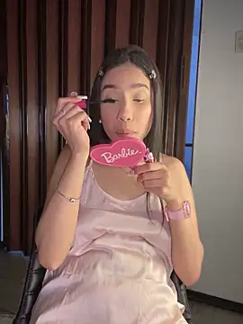 Praga Pink online show from October 2025 04:21:02 AM