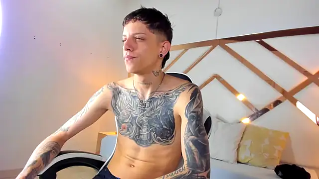 Snapshot of Adam_hard_ chatting on September 2025 07:41:01 PM Adam hard  online show from September 2025 07:41:01 PM